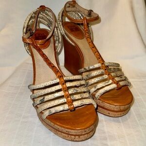 Ladies Frye Snake Wedge Sandals